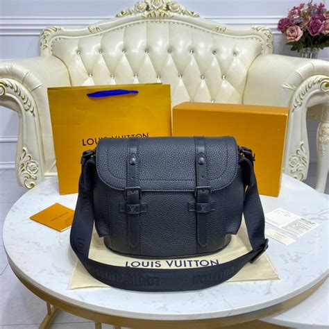 louis vuitton christopher purses